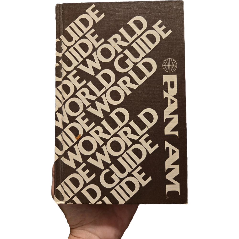 Pan Am's World Guide by McGraw hill 0070484333